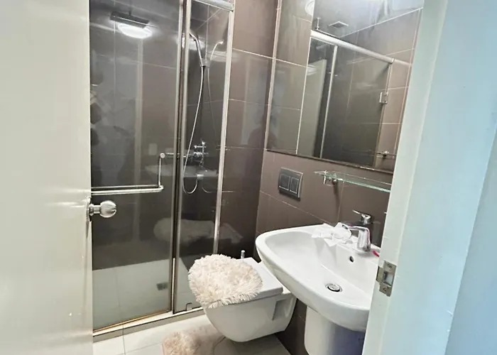 Roomi Acqua Private Residences Aparthotel